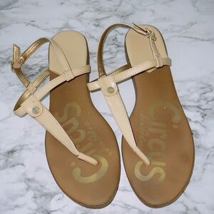 Sam Edelman Cayden Patent Leather Thong Sandal women's size 9 M